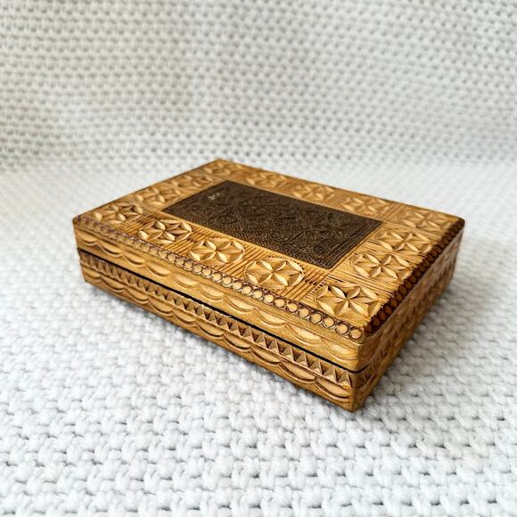 Handmade Carved Wooden Card Double Deck Flower Poland Trinket Decorative Box - Picture 1 of 6